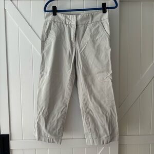 Women’s J.Crew Favorite Fit Khaki Cropped Pants – Size 6
